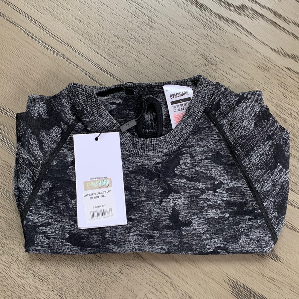 NWT Gymshark Adapt Camo Long Sleeve Top